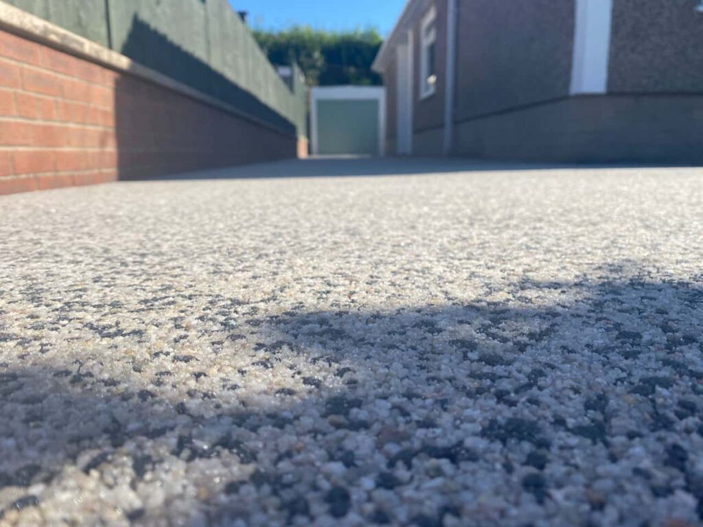 This is a photo of a resin path installed in Leeds by Leeds Resin Driveways